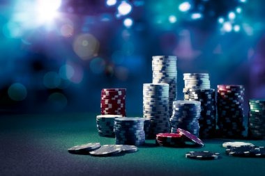 jp sultan live baccarat dealer and card table interface on mobile